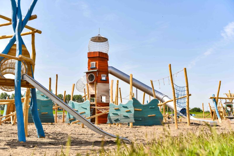 Mehr über den Artikel erfahren Überland Camping Gewinnspiel für Zeltkinder-Familien: Gewinne 3x ein Wochenende